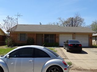 217 White Oak Dr, Irving, TX 75060