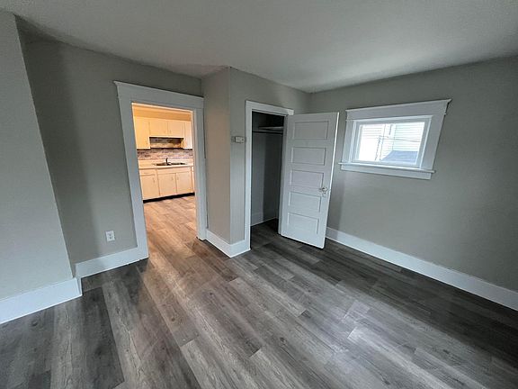 3rd image of 327 W 29th St #1