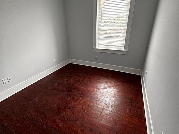 5th image of 101 S Main St #18
