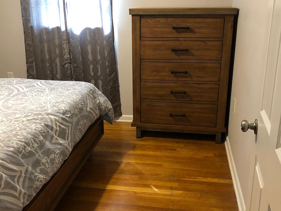 2nd image of 335 Old Virginia Ave