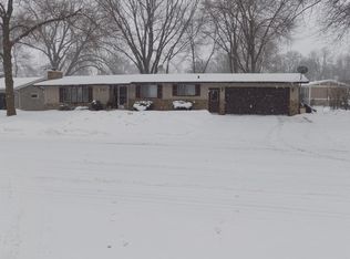 205 W Interlaken Rd, Fairmont, MN 56031