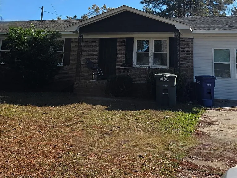 4509 Johnson Cir — Photo 1