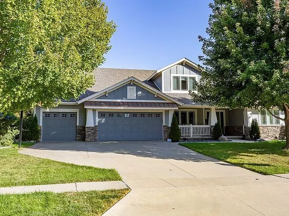 15115 Goodman Dr, Urbandale, IA 50323
