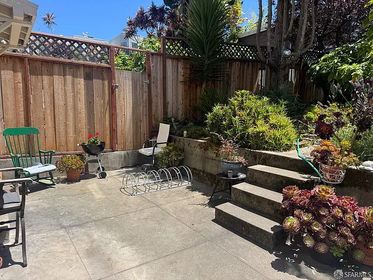 1459 Haight St #5 — Photo 38