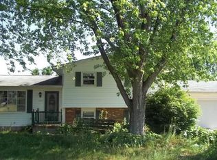 588 Elm St, West Lafayette, OH 43845