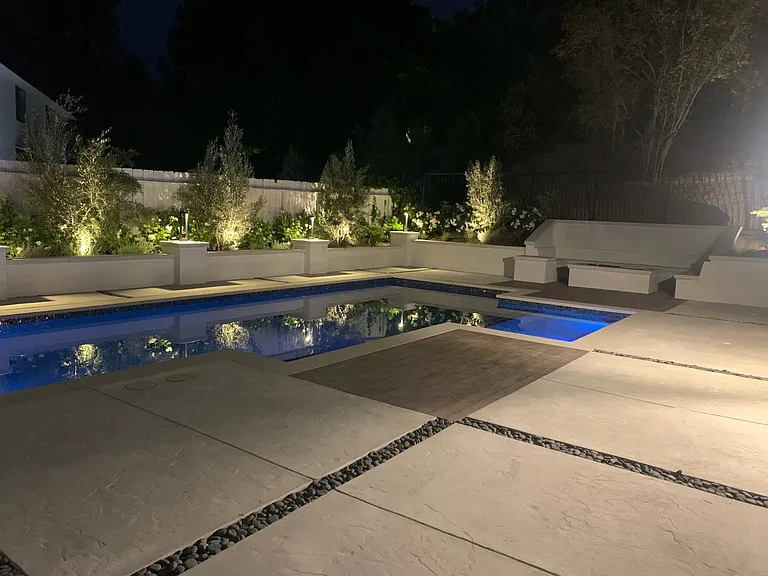 4929 Reseda Blvd — Photo 29