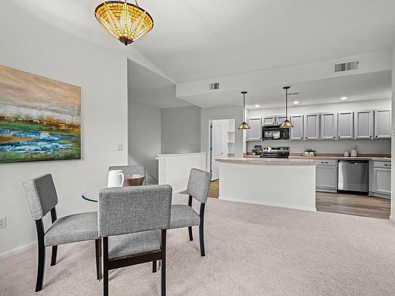 5th image of 2125 Calais Dr #2C