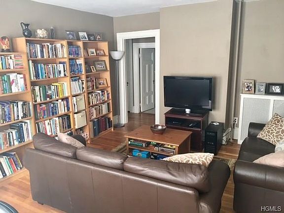 4th image of 85 Elmont Ave #2