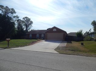 9048 Aster Rd, Fort Myers, FL 33967