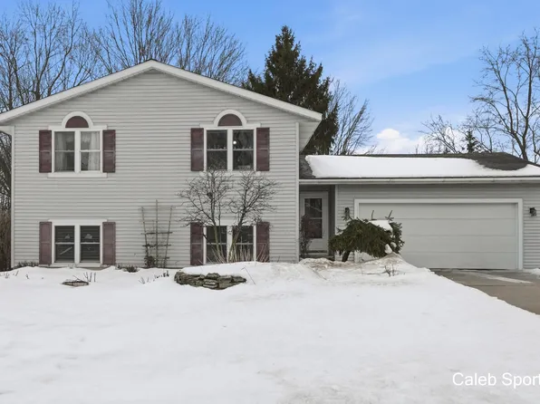 3970 Brookfield Dr, Hudsonville, MI 49426