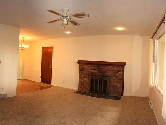 4th image of 1139 Herbert J Ave
