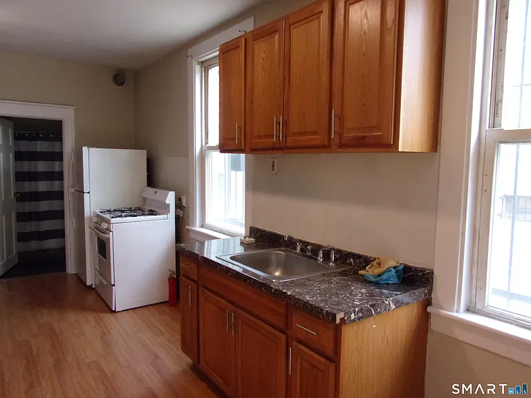 158 High St #1 — Photo 3