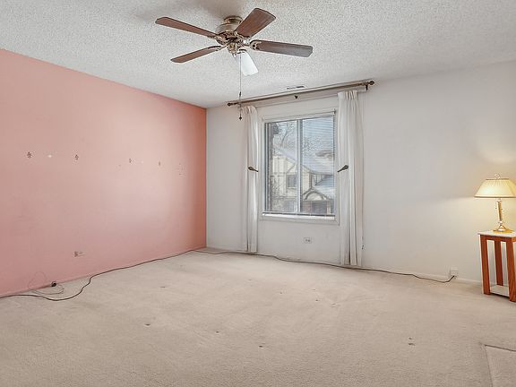 4th image of 11121 Cottonwood Dr #9D