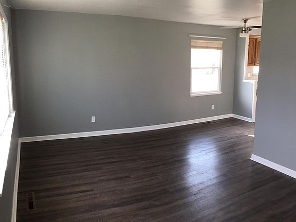 2nd image of 29157 W Willowick Dr
