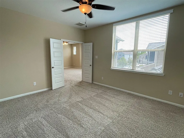 10418 Quiet Courtyard Rd — Photo 33