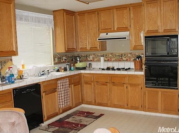 4th image of 1305 Kingswood Dr