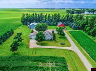 837 310th Ave, Blue Earth, MN 56013