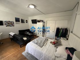 106 Strathmore Rd, Brighton, MA