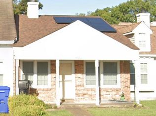 805 Chalk Ct, Virginia Beach, VA 23462