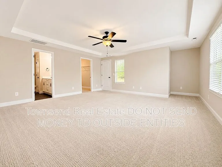 621 Blawell Cir — Photo 19