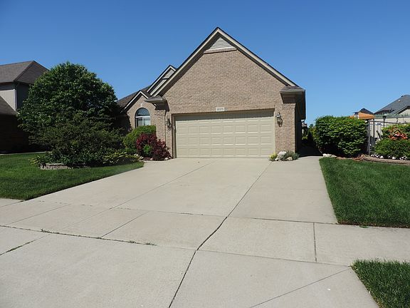 2nd image of 48375 Tecumseh Dr
