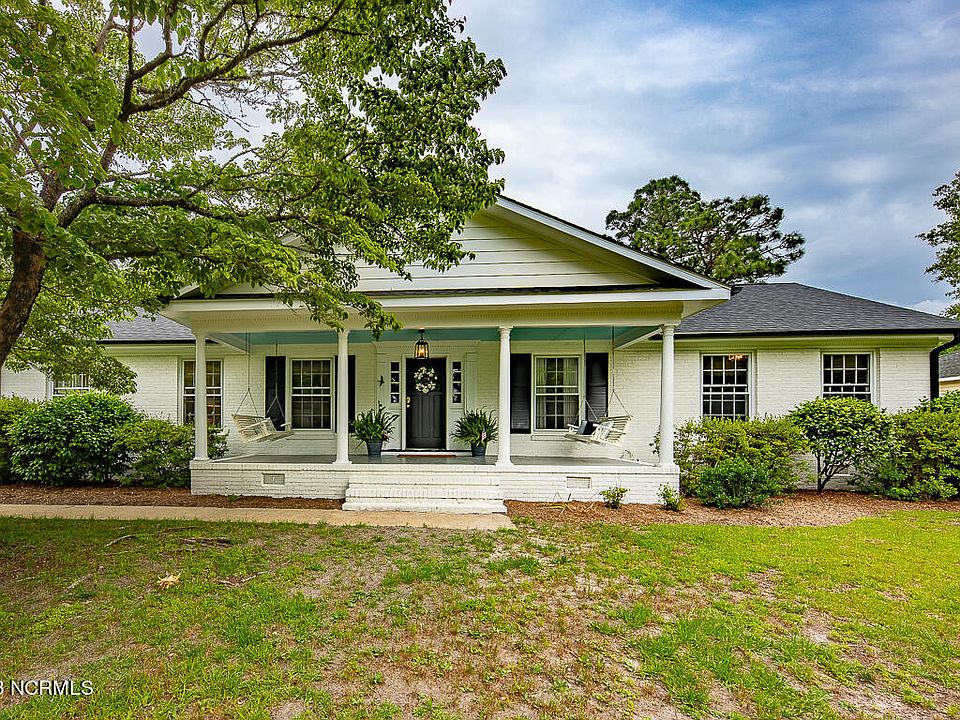 1st image of 226 Star Hill Drive