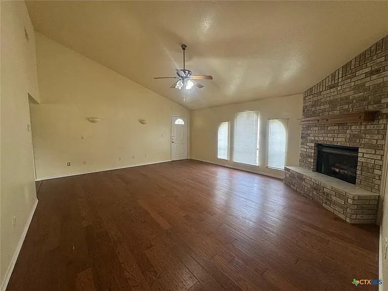 2311 Old FM 440 Rd — Photo 4