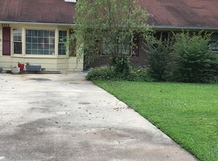 3090 Poplar Springs Dr, Gainesville, GA 30507