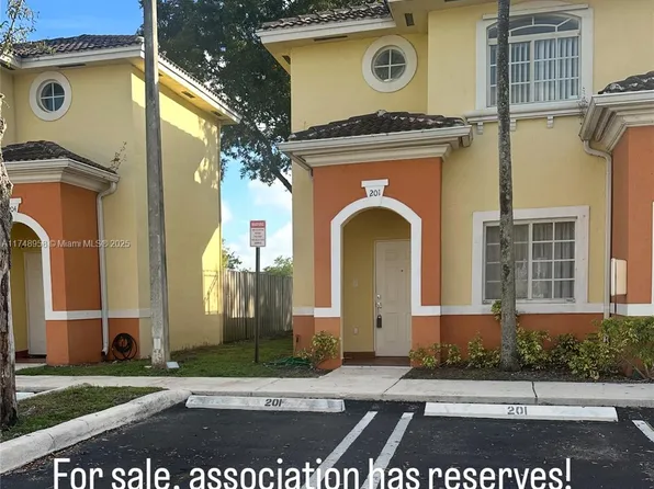 7180 NW 174th Ter APT 201, Hialeah, FL 33015