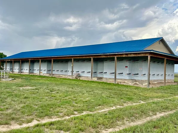 6 Nevada Ct, Moriarty, NM 87035