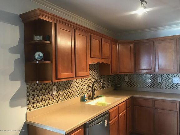 3rd image of 7420 Lauren Ln