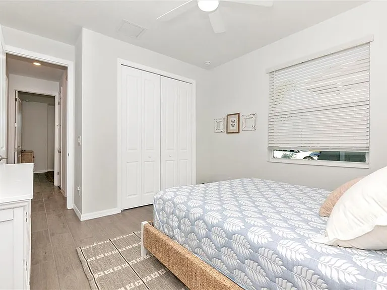 17672 Santorini Ct — Photo 34
