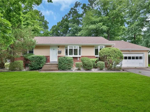 10 Leona Avenue, New City, NY 10956