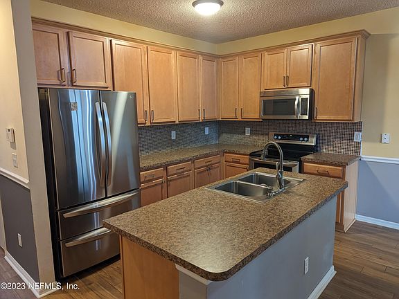 5th image of 5282 BRIGHTON PARK Lane