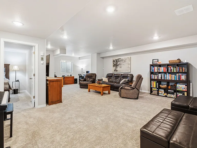 5767 Heathland Ter — Photo 20