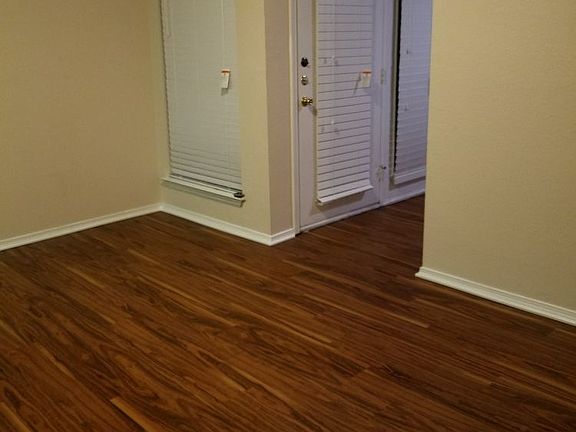 4th image of 3117 Sondra Dr APT D304