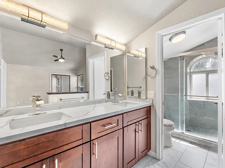 833 Joanna Dr — Photo 17