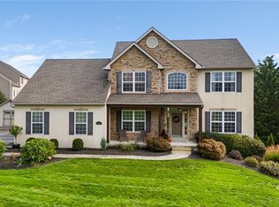 5521 Sunset Dr N, Schnecksville, PA 18078
