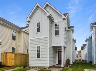 415-24 1/2 St, Virginia Beach, VA 23451