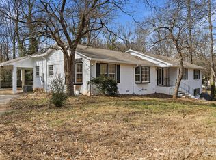6803 Pencade Ln, Charlotte, NC 28215