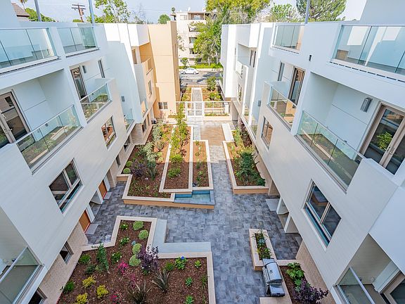 2nd image of 137 S Wilson Ave #112