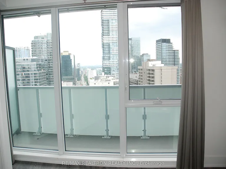 403 Church St #2903 — Photo 8