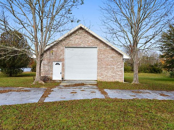 4th image of 15181 Dawnland Dr