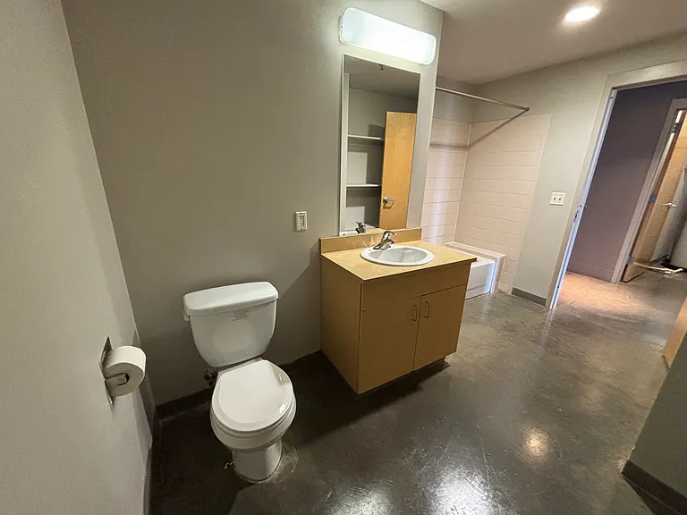 Vine Street Lofts — Photo 8