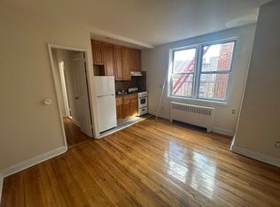 143-16 Barclay Ave #6C, Flushing, NY 11355