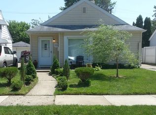 1944 Annabelle St, Ferndale, MI 48220