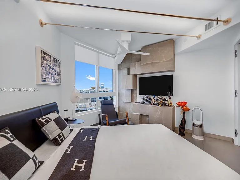 6365 Collins Ave #2301 — Photo 22
