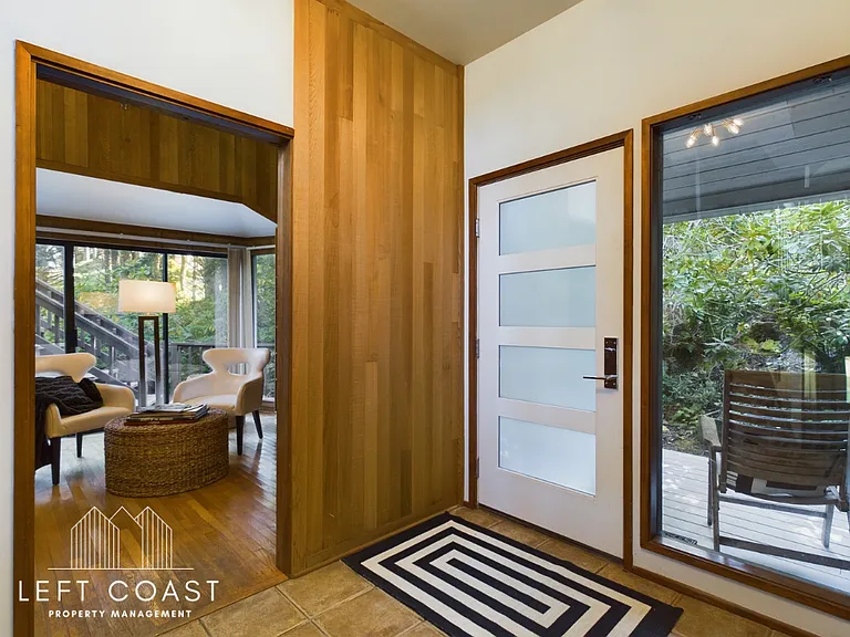 132 Salishan Dr — Photo 52