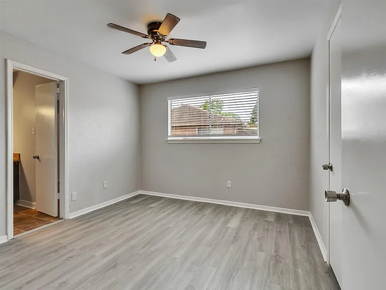 612 Orangewood Dr — Photo 31