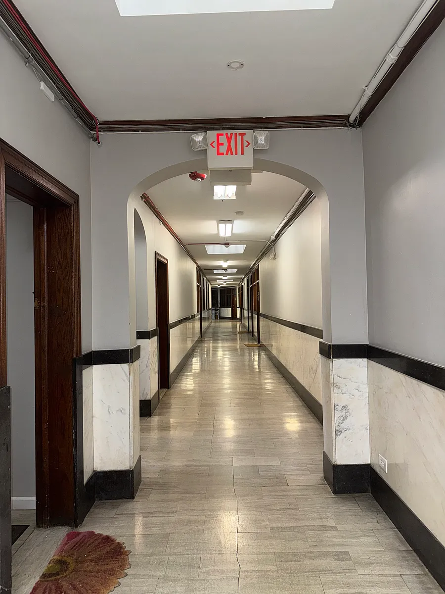 Building Photo - 2559 Flossmoor Rd #207